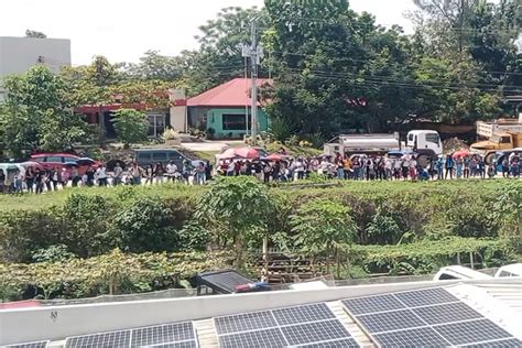 Boholanos clamor anew for DFA consular office.